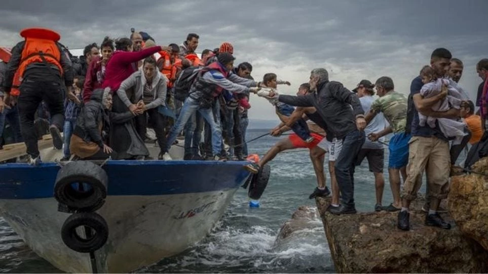 Welt: Σε οκτώ μήνες πέρασαν 36.423 μετανάστες από την Τουρκία στην Ελλάδα